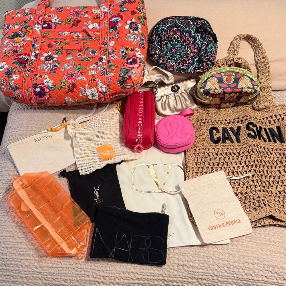 14 Total Brands Lulu Fossil Coach Vera Bradley Lot Multiple Beauty Bags Toiletry
